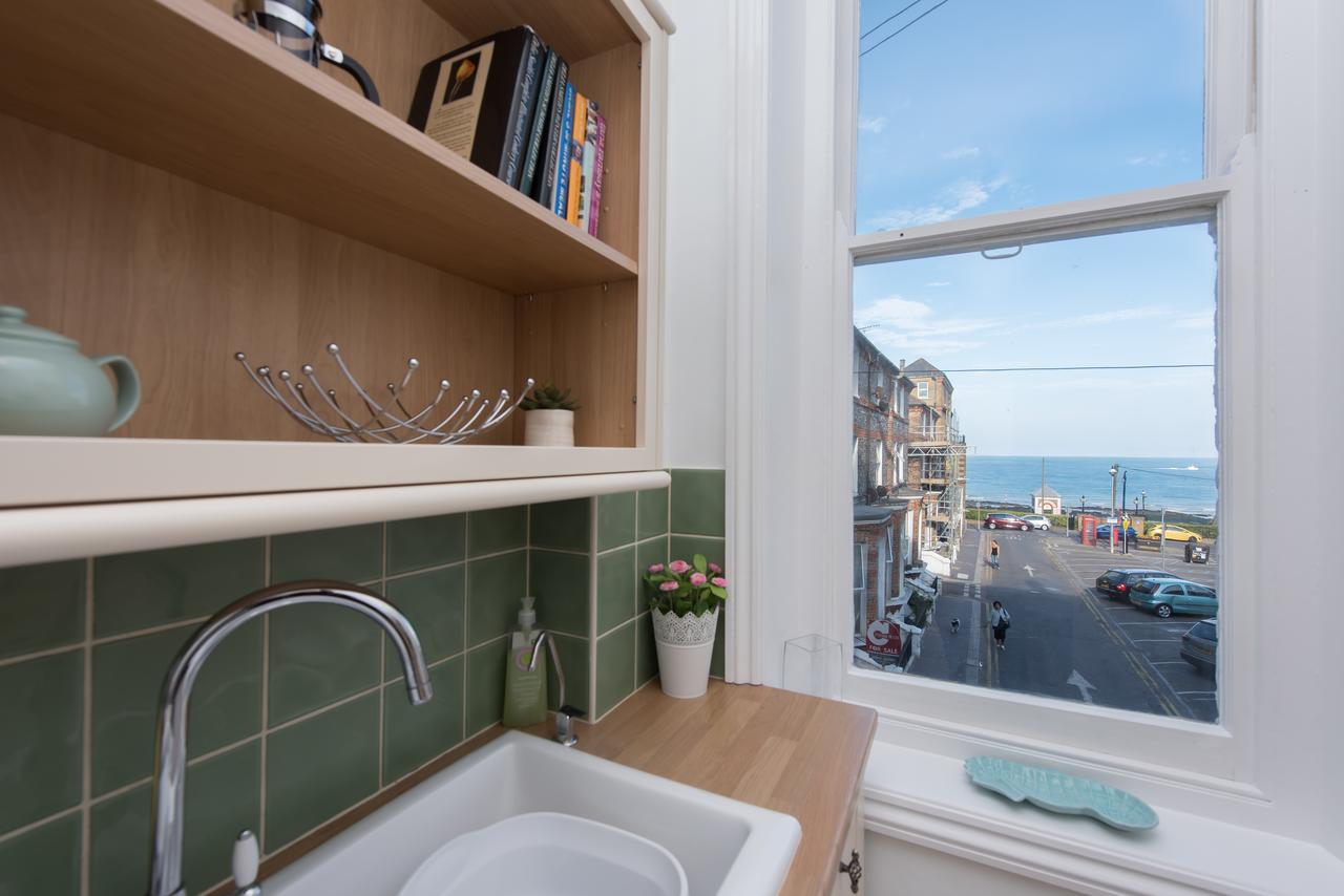 Апартаменты Fantastic Sea View, 1 Bed Sleeps 2 Бродстейрс Экстерьер фото